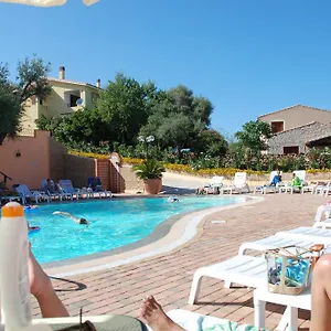 Li Troni Aparthotel Budoni